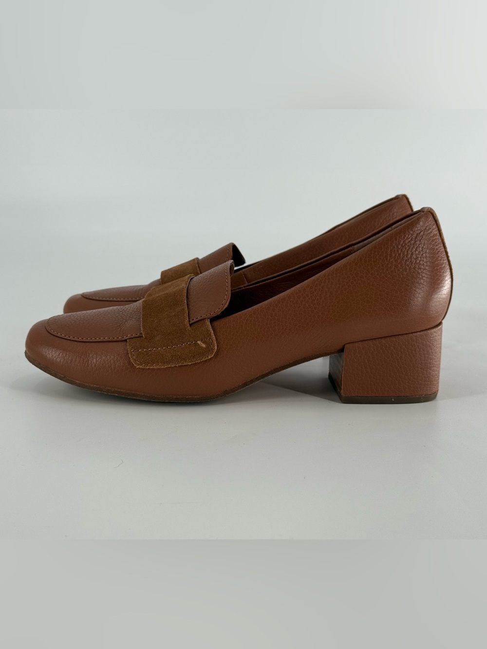 Gentle Souls by Kenneth Cole Ella Loafers Block Heels Cognac Brown 8.5